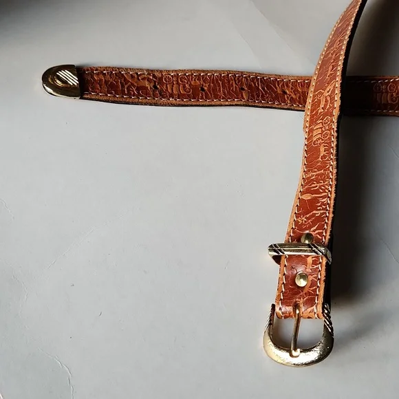 Vintage Tooled Genuine Leather Belt - Picture 3 of 7